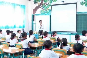 74028df45f0241489bf1329b940da6e5 chay dua chuyen doi so 2.jpg