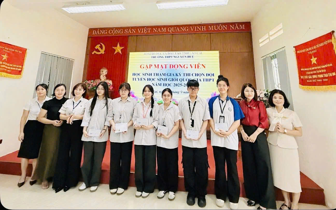 Trường THPT Nguyễn Huệ tiếp sức học sinh trước kỳ thi học sinh giỏi quốc gia 6 791f6a29 d8b8 455f 8dce ef01157a523f 1