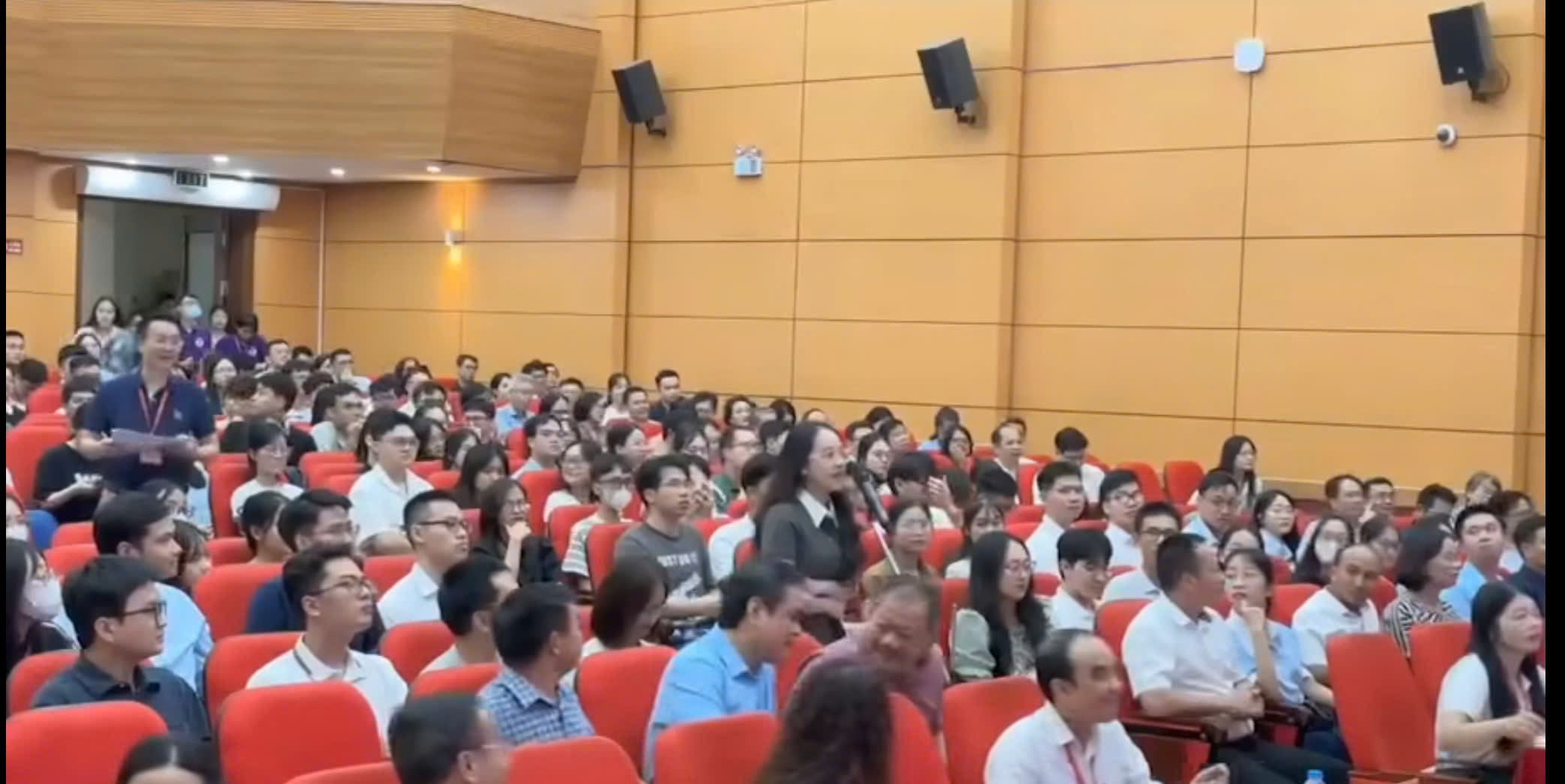Cô gái vùng cao Lào Cai chinh phục giấc mơ bác sĩ nội trú tại Trường Đại học Y Hà Nội 2 9ef7f72f 8409 401b 93c7 34dc8f5dc0bf