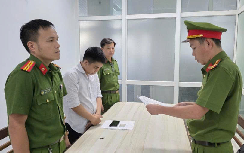 Cong an tong dat quyet dinh khoi to vu an khoi to bi can 45467