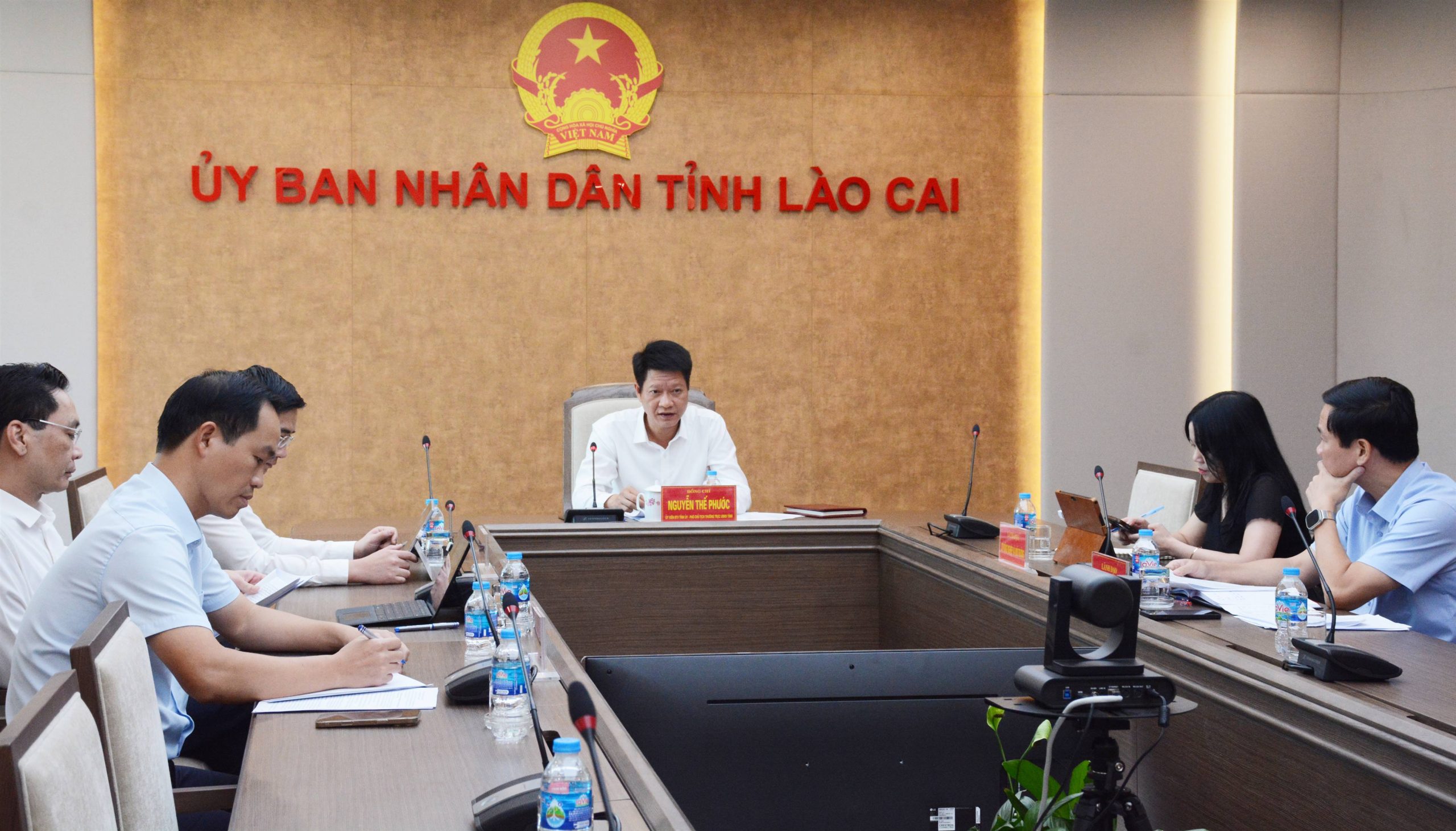 Dự án Đường sắt Lào Cai - Hà Nội - Hải Phòng: Tháo gỡ vướng mắc khó khăn cho các địa phương về giải phóng mặt bằng và giải ngân kế hoạch vốn năm 2025 1 Các đại biểu dự buổi làm việc tại điểm cầu tỉnh Lào Cai
