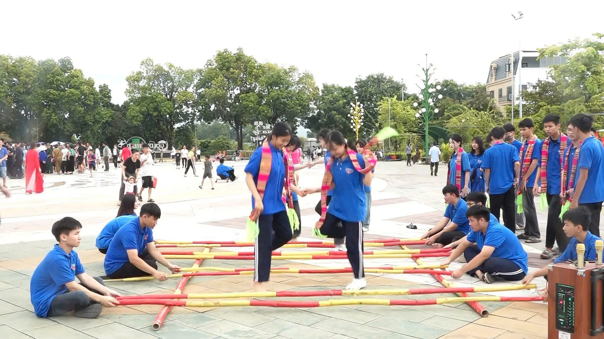 Sôi động giải thể thao – văn hóa văn nghệ chào mừng Quốc khánh 2/9 tại phường Nghĩa Lộ 5 b78b6eaeb6a23dfc64b3