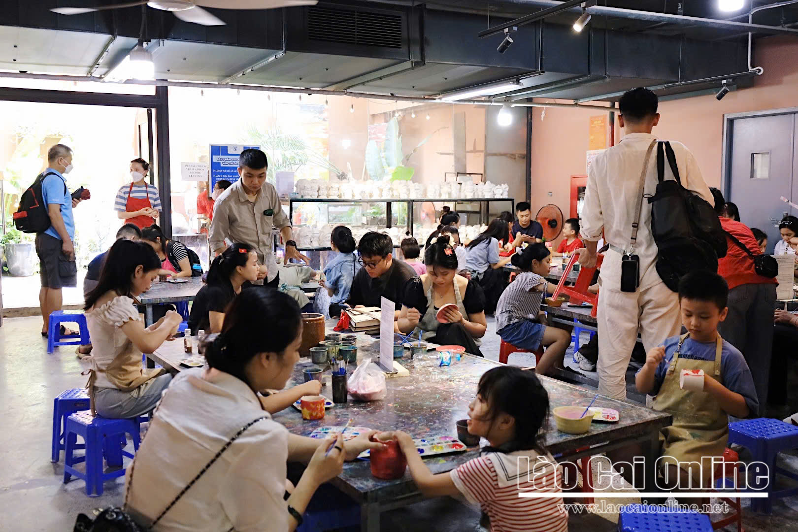 Hơi thở làng nghề lan tỏa ở Bảo tàng Gốm Bát Tràng trước thềm 2/9 21 c3e1e67c727af924a06b