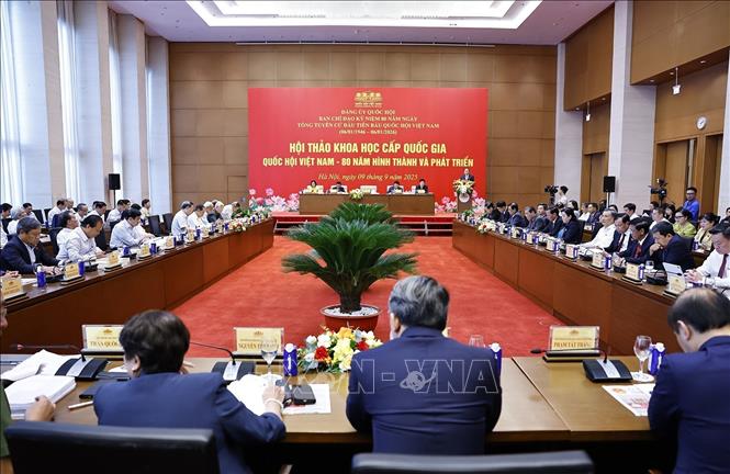 Quốc hội tiếp tục đổi mới cách nghĩ, cách làm, nâng cao hiệu lực, hiệu quả hoạt động- Ảnh 2.