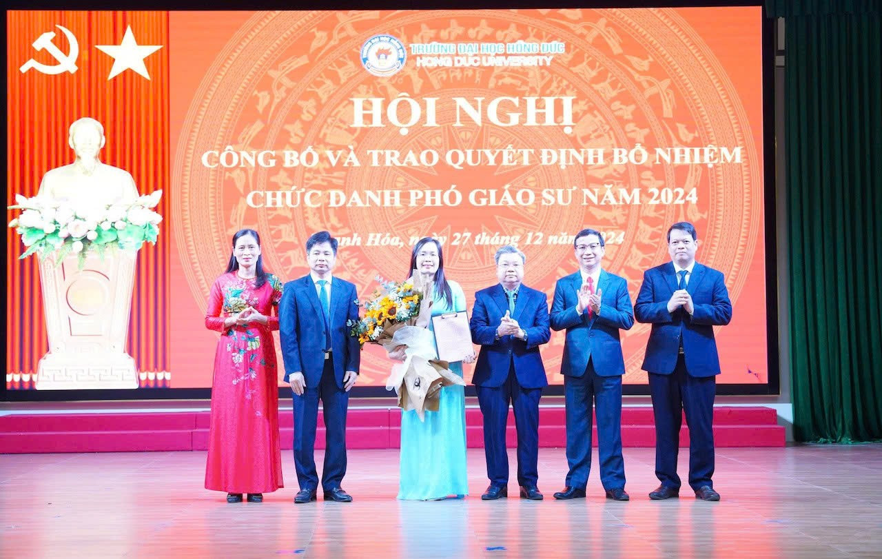 Trường Đại học Hồng Đức: Vươn tầm từ nền tảng đội ngũ 3 88fb5892-6e7a-4489-9903-1571fc42678b.jpg