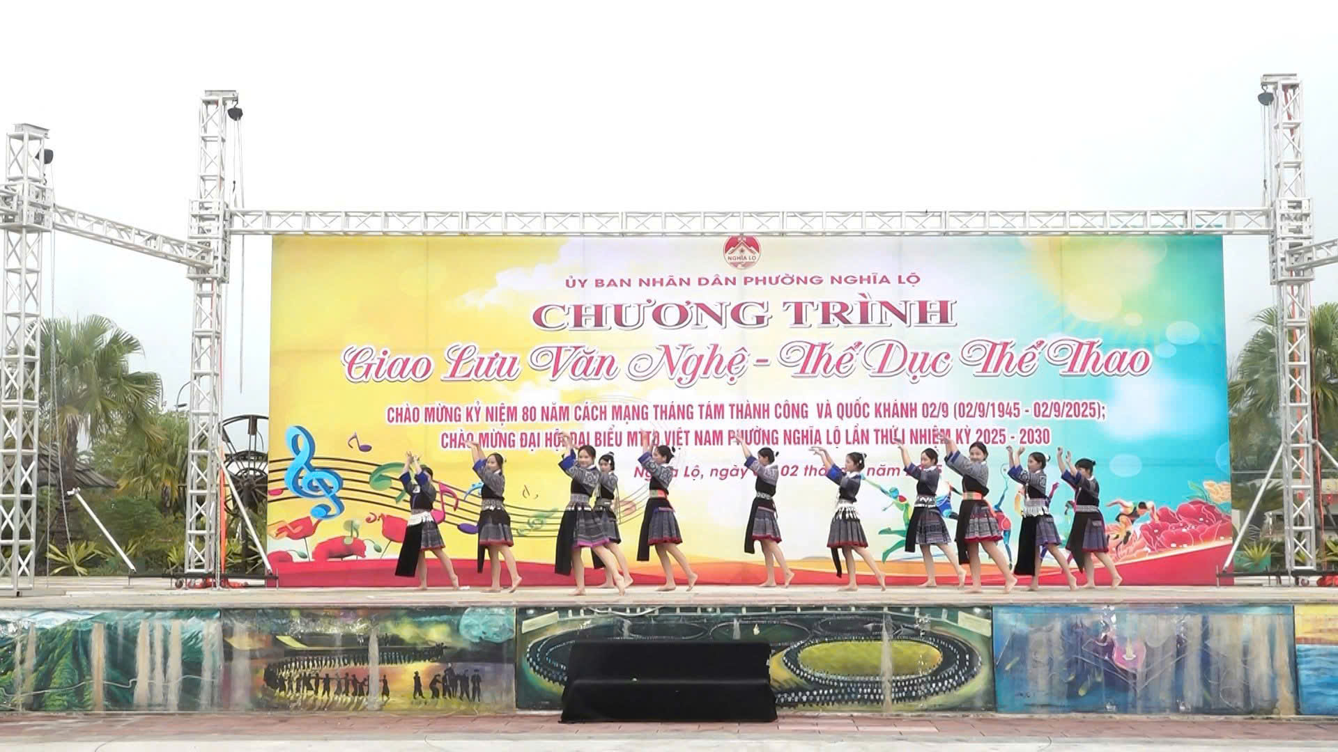 Sôi động giải thể thao – văn hóa văn nghệ chào mừng Quốc khánh 2/9 tại phường Nghĩa Lộ 1 dedc09e138edb3b3eafc