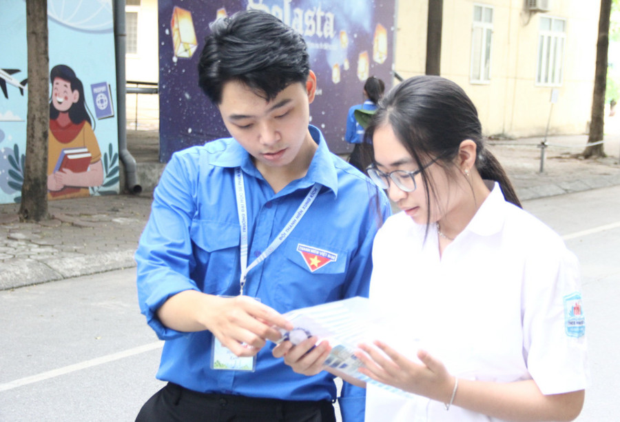 Thí sinh tham dự Kỳ thi đánh giá năng lực năm 2025 do Trường ĐH Sư phạm Hà Nội tổ chức.
