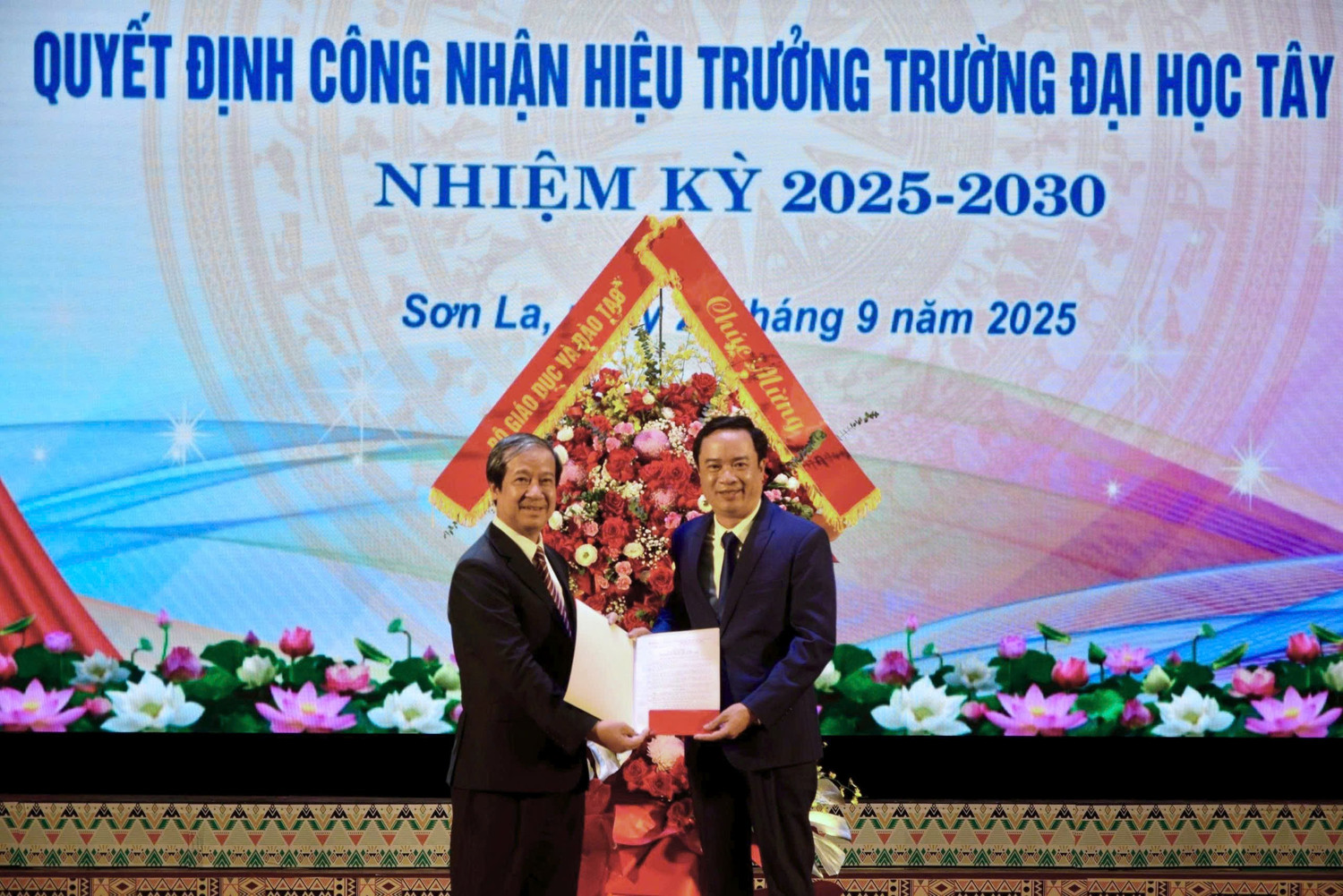 z7059425573314-8cc07a26f8db0ec7d6bbbd09d8b9dc91.jpg