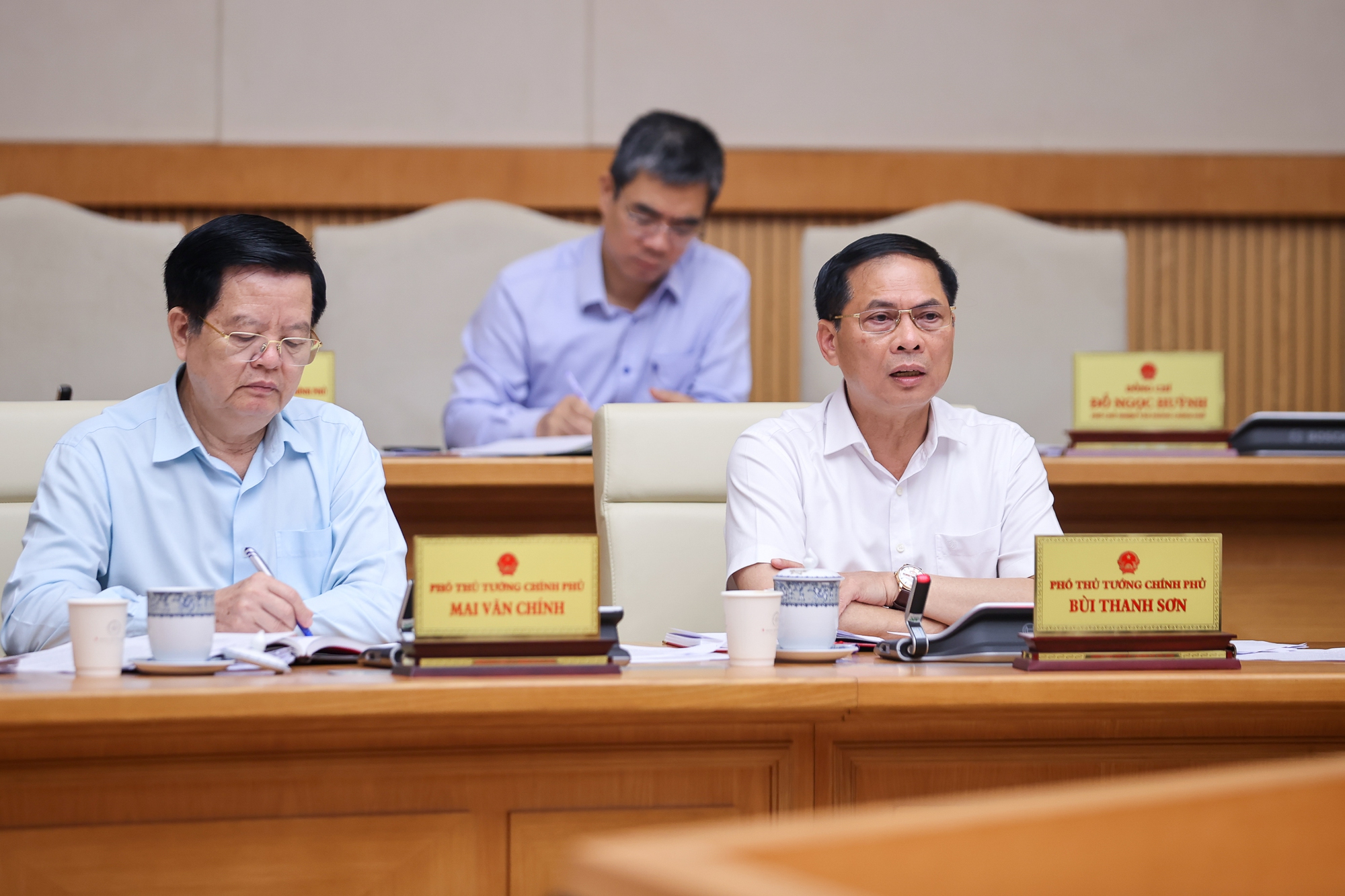 Thủ tướng yêu cầu quán triệt '6 tăng cường' trong xây dựng, hoàn thiện pháp luật- Ảnh 6.