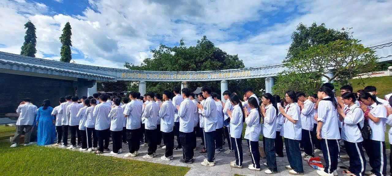 z7053330814866 2125d2b5d65dc87a86890d954ca2352c