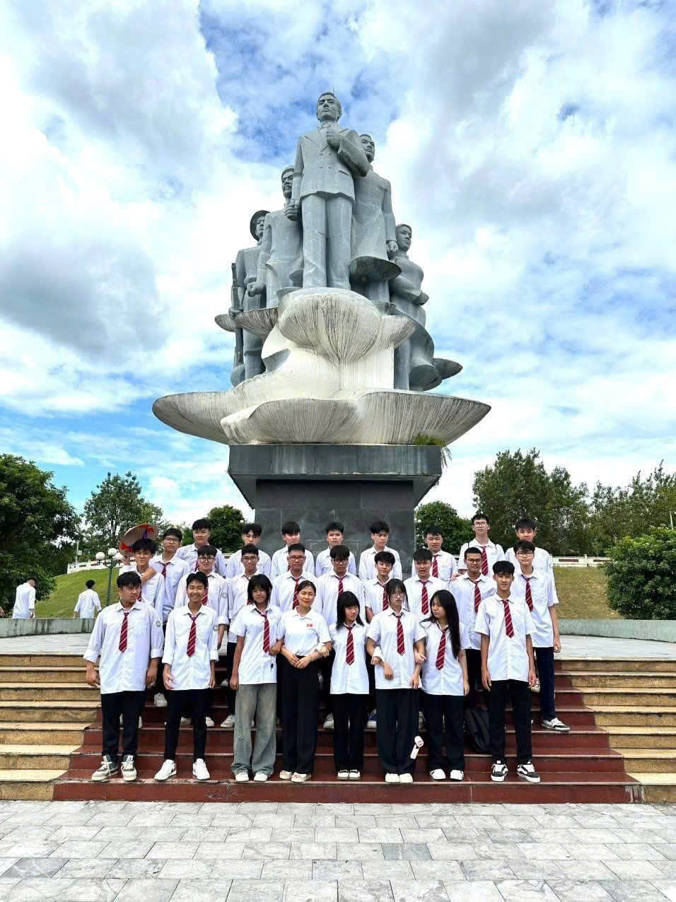 z7053330834665 16e4e96d6070a4a13d99bdf177df10cf