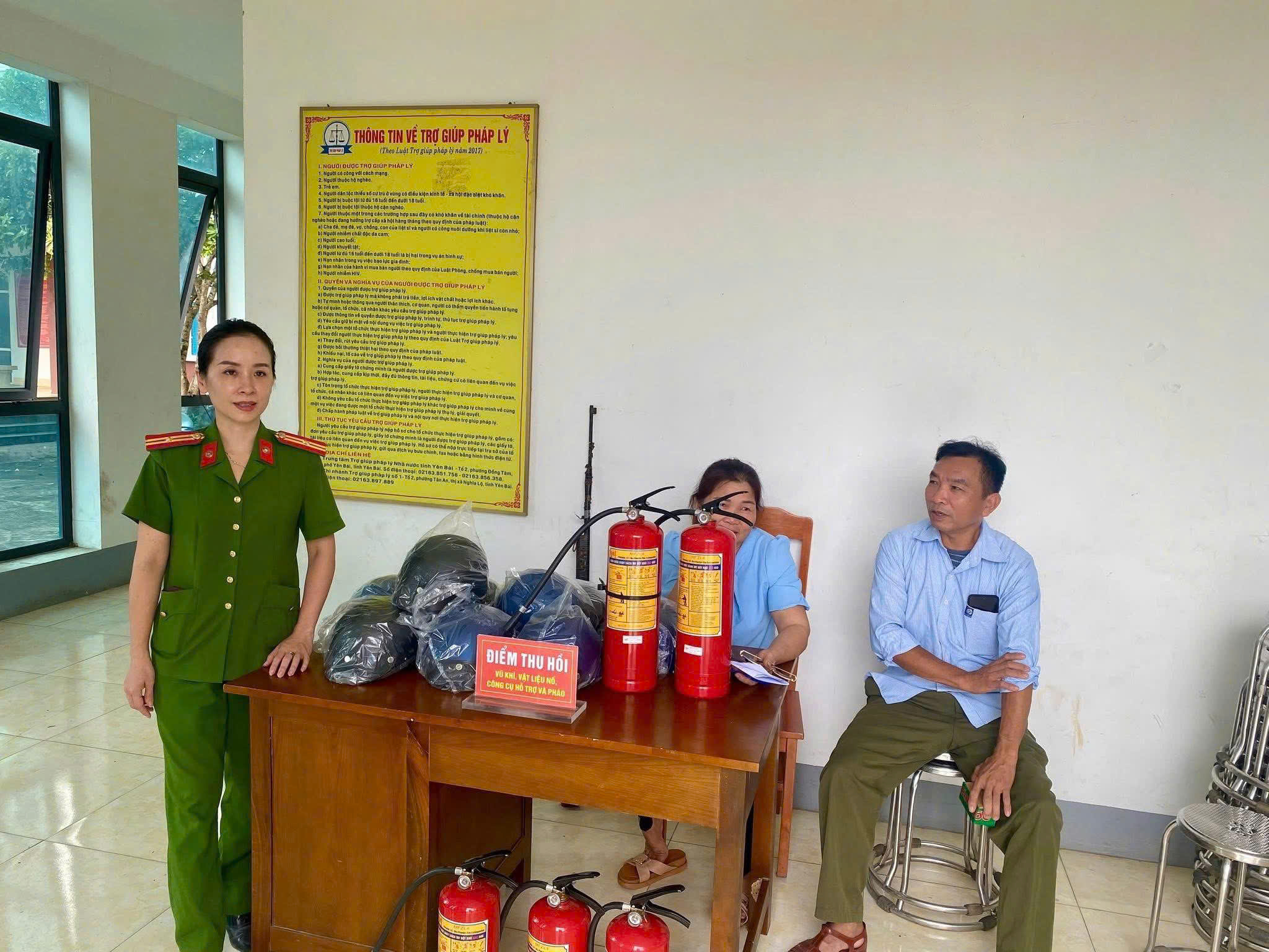 Công an xã Yên Bình ra quân: Lan tỏa tinh thần “công dân số – xã hội an toàn” 6 z7062090172199 39f45b57d55791db37fe48ec6b132b0e