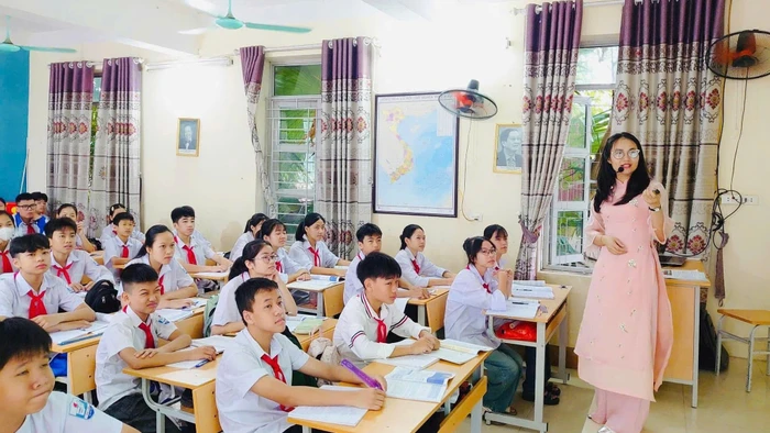 27339675965842a08ed388a0701999ba hoan thanh giao duc bat buoc het thcs 2.jpg