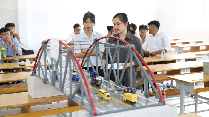 Tái cấu trúc trường đại học công lập: Làm rõ tiêu chí 1 37e4851e10304578b28a1866afa4dd84 lam ro tieu chi 2.jpg