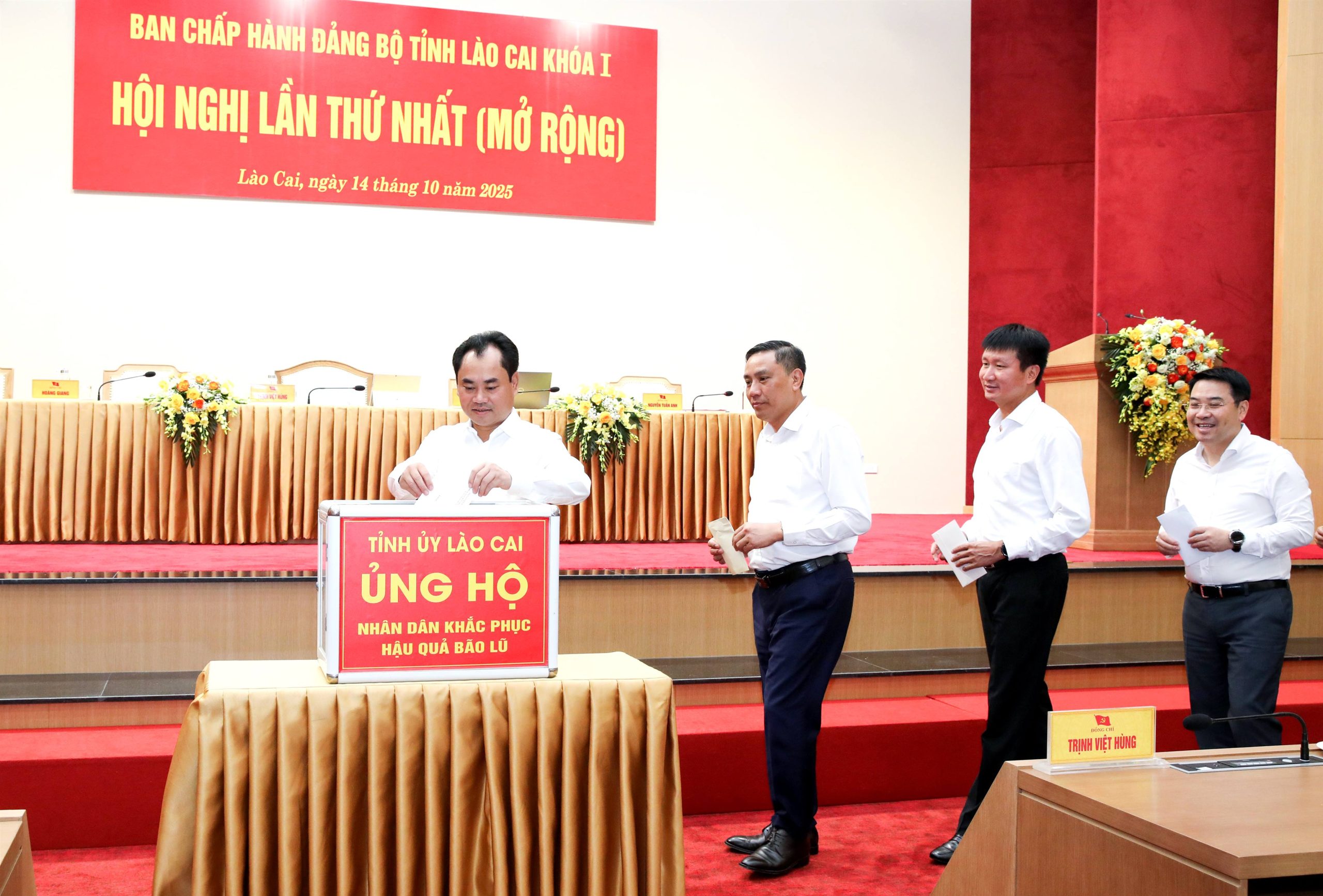 Tỉnh ủy Lào Cai: Phát động ủng hộ đồng bào bị thiệt hại bởi cơn bão số 10 1 4Y3A6954daibieuunghobaolu1 scaled