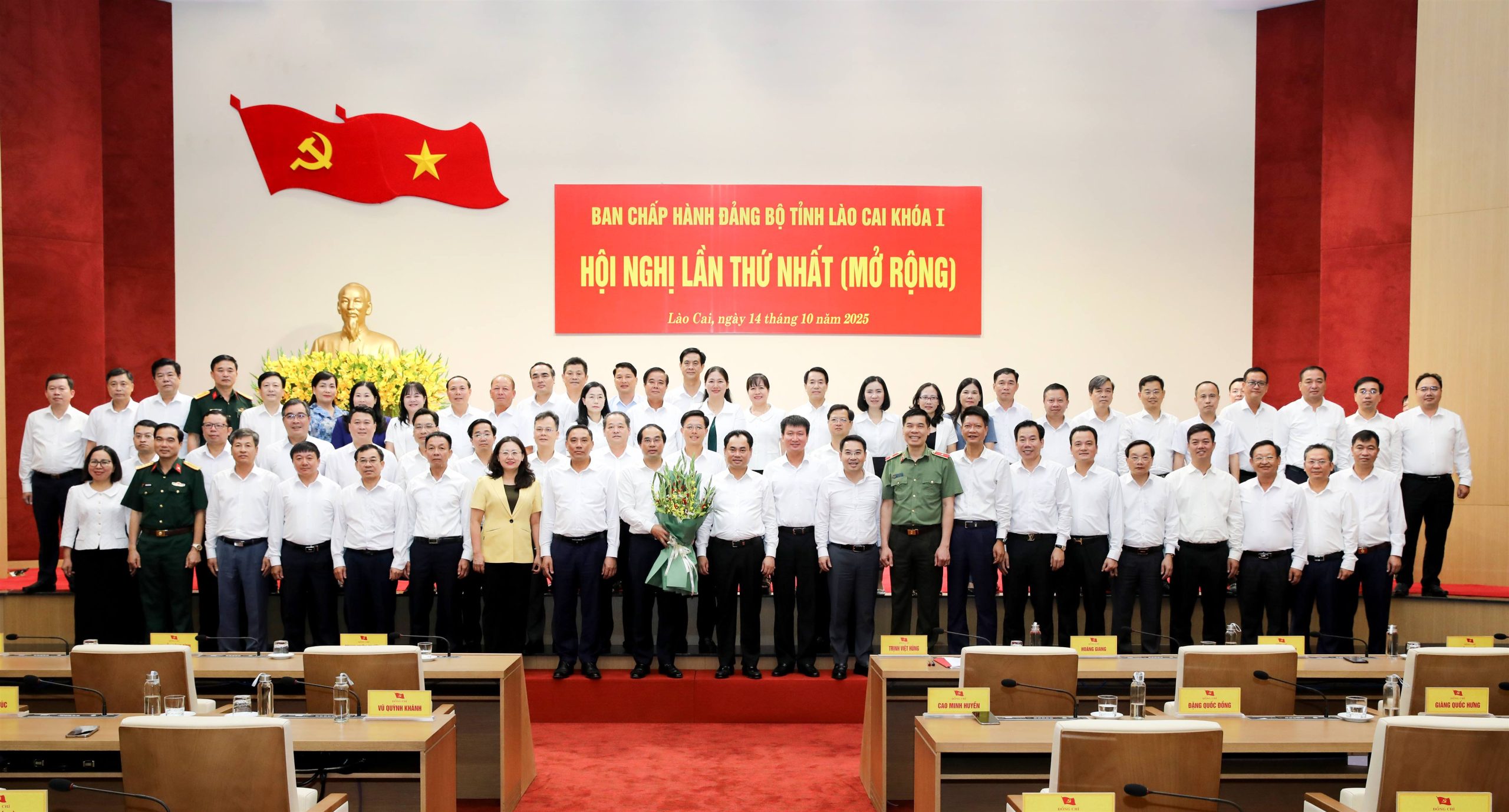 Tỉnh ủy Lào Cai gặp mặt, chia tay đồng chí Trịnh Xuân Trường, nguyên Bí thư Tỉnh ủy, Chủ tịch HĐND tỉnh 6 4Y3A7163luuniem8 scaled
