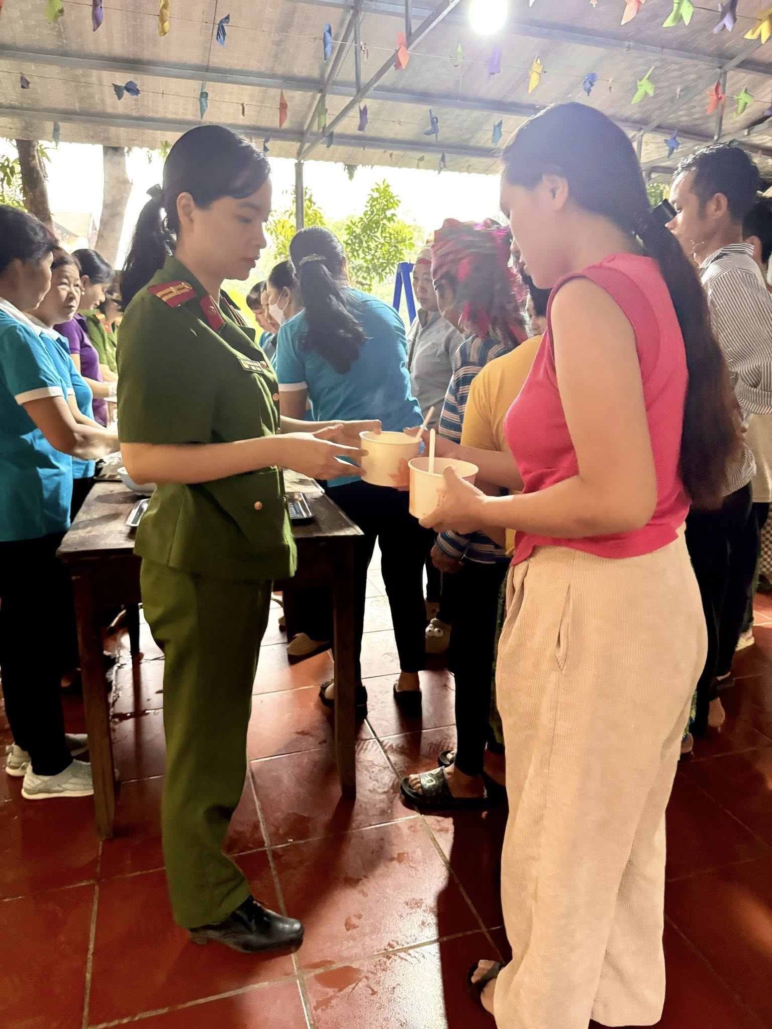 Nồi cháo yêu thương – Gửi ấm áp đến bệnh nhân nơi vùng cao 3 564733529 832646566080760 7032804124957176207 n
