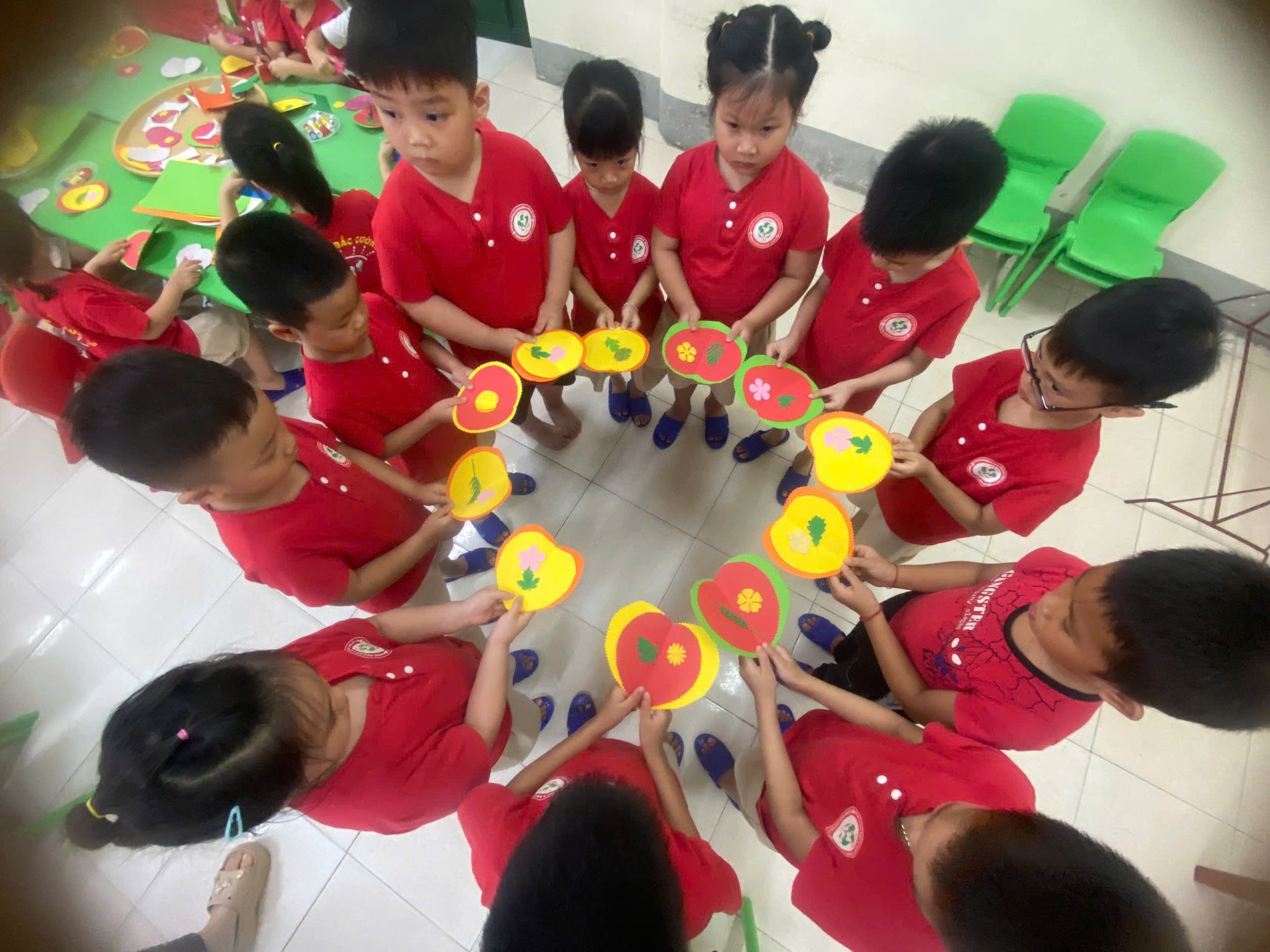 Những món quà yêu thương của bé mầm non Bắc Cường gửi đến ngày 20/10 9 568828476 122138960444925719 5186332015011195900 n