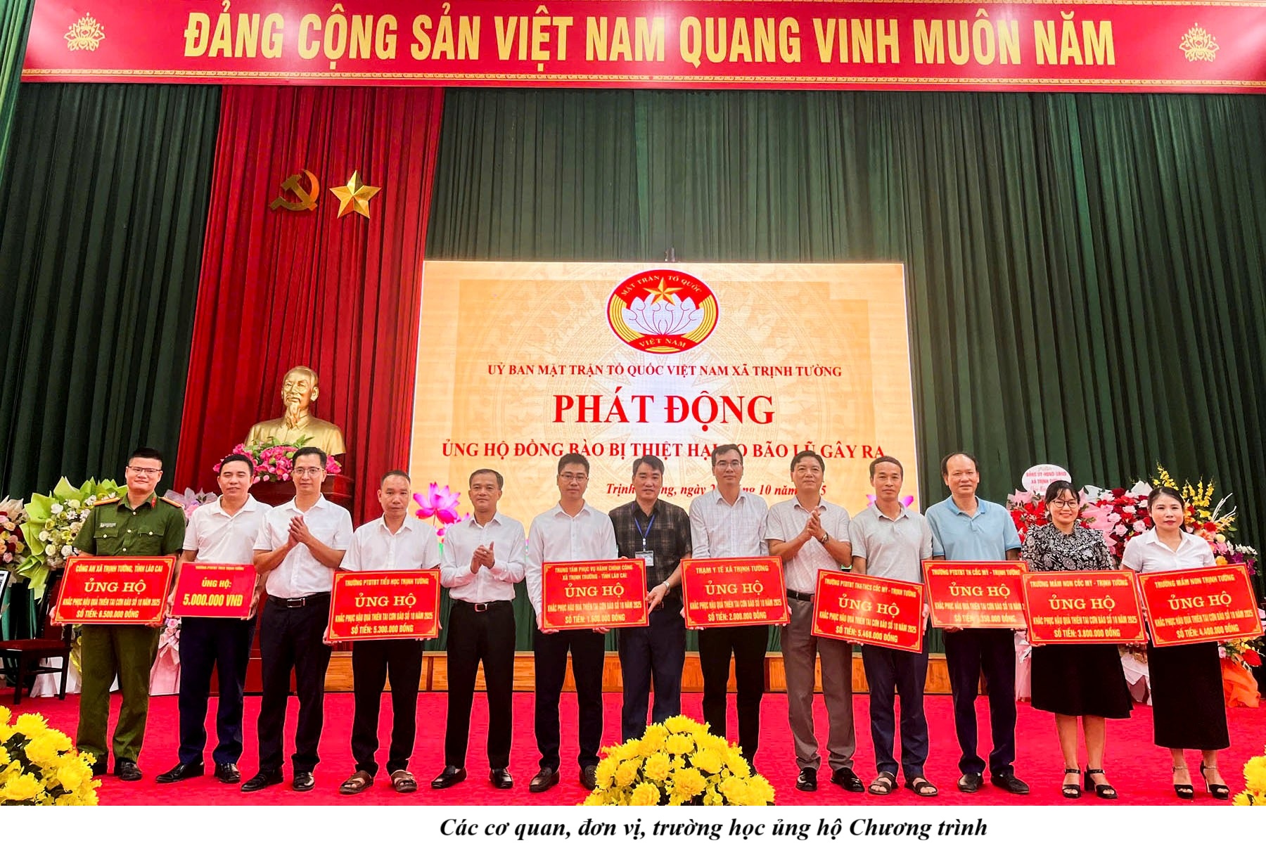 Xã Trịnh Tường chung tay ủng hộ đồng bào vùng bão lũ 4 569112585 749132404852236 727949353643801789 n