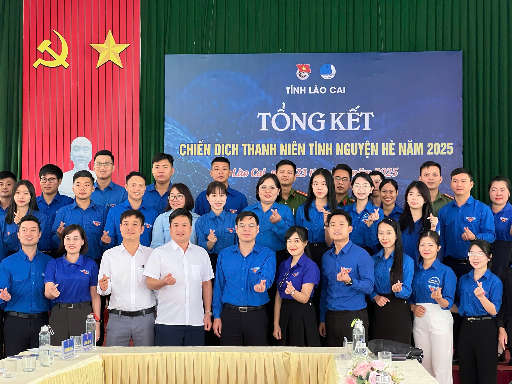 Lào Cai tổng kết Chiến dịch Thanh niên tình nguyện Hè 2025: Dấu ấn tuổi trẻ trong xây dựng quê hương 3 569809879 1139629451694602 1128152352124479612 n
