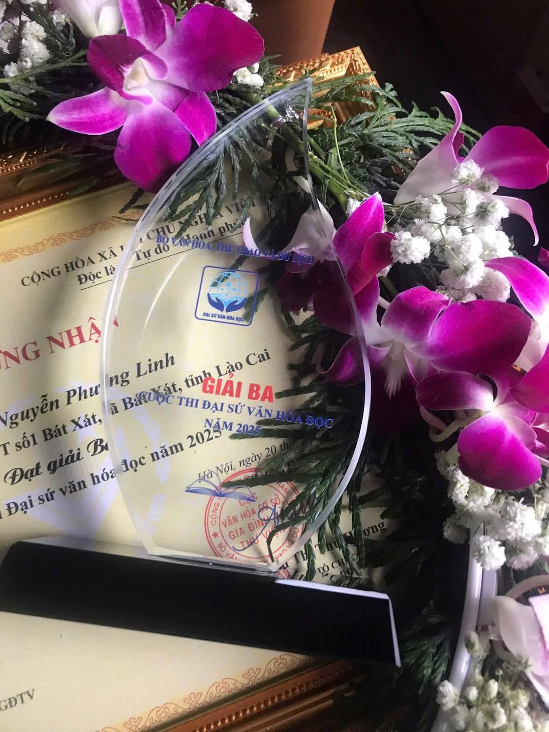 Nguyễn Phương Linh – "Ngọn lửa giữa những trang sách" từ Trường THPT số 1 Bát Xát 5 571213704 1250370370228973 7700527897172615577 n