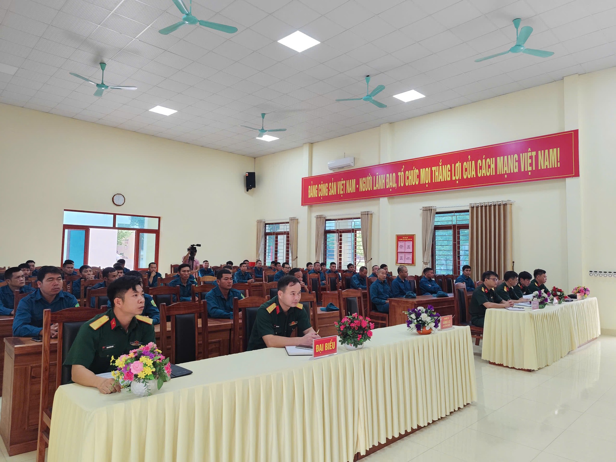 Gần 300 cán bộ dân quân cơ sở tham gia tập huấn, nâng cao sức mạnh bảo vệ quê hương 5 571217729 769926139409399 472608722628135832 n