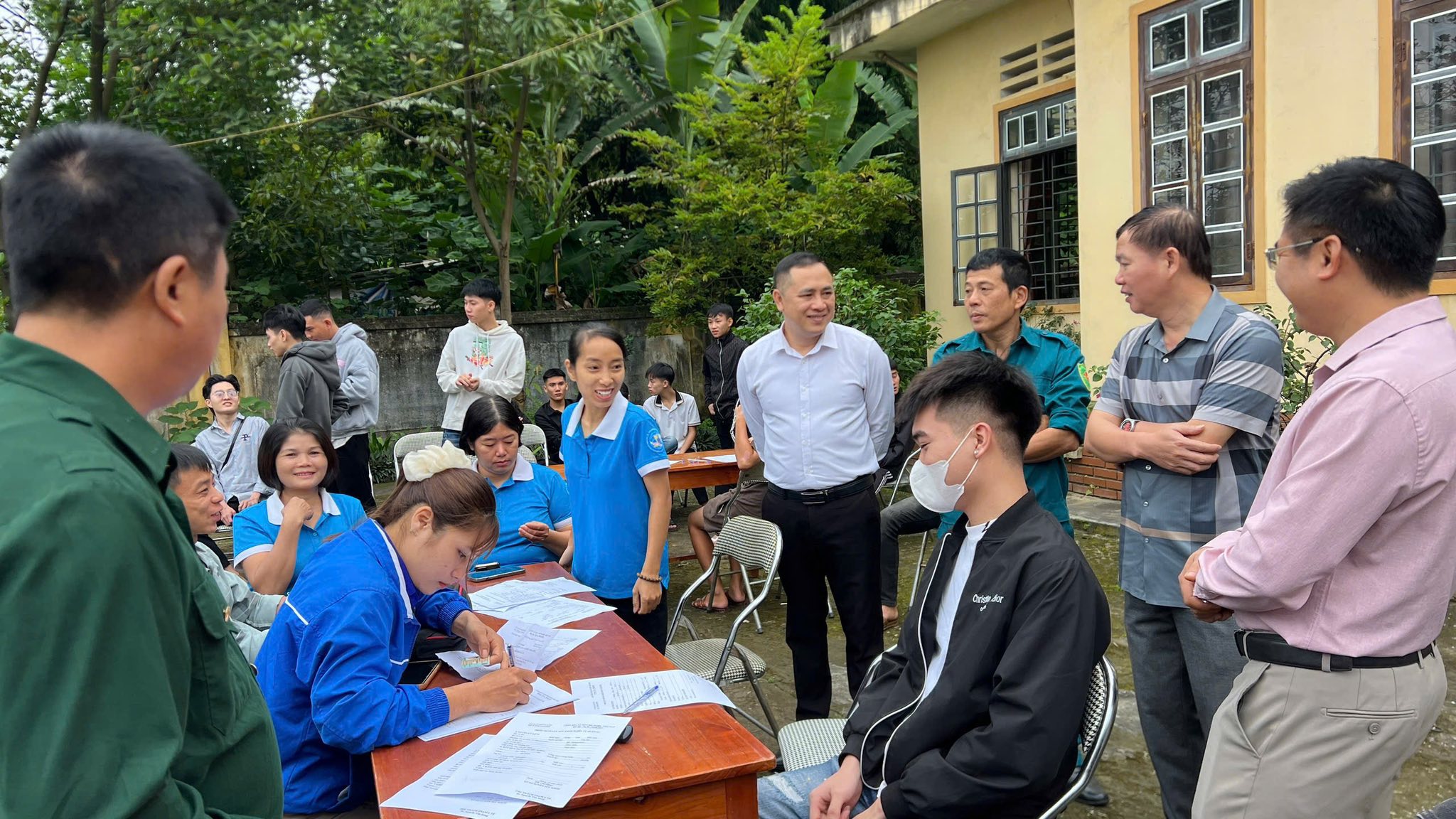 Tằng Loỏng khám sơ tuyển nghĩa vụ quân sự và công an nghĩa vụ năm 2026: Thanh niên hăng hái lên đường vì Tổ quốc 7 571331782 1166607798906477 968386920486708888 n