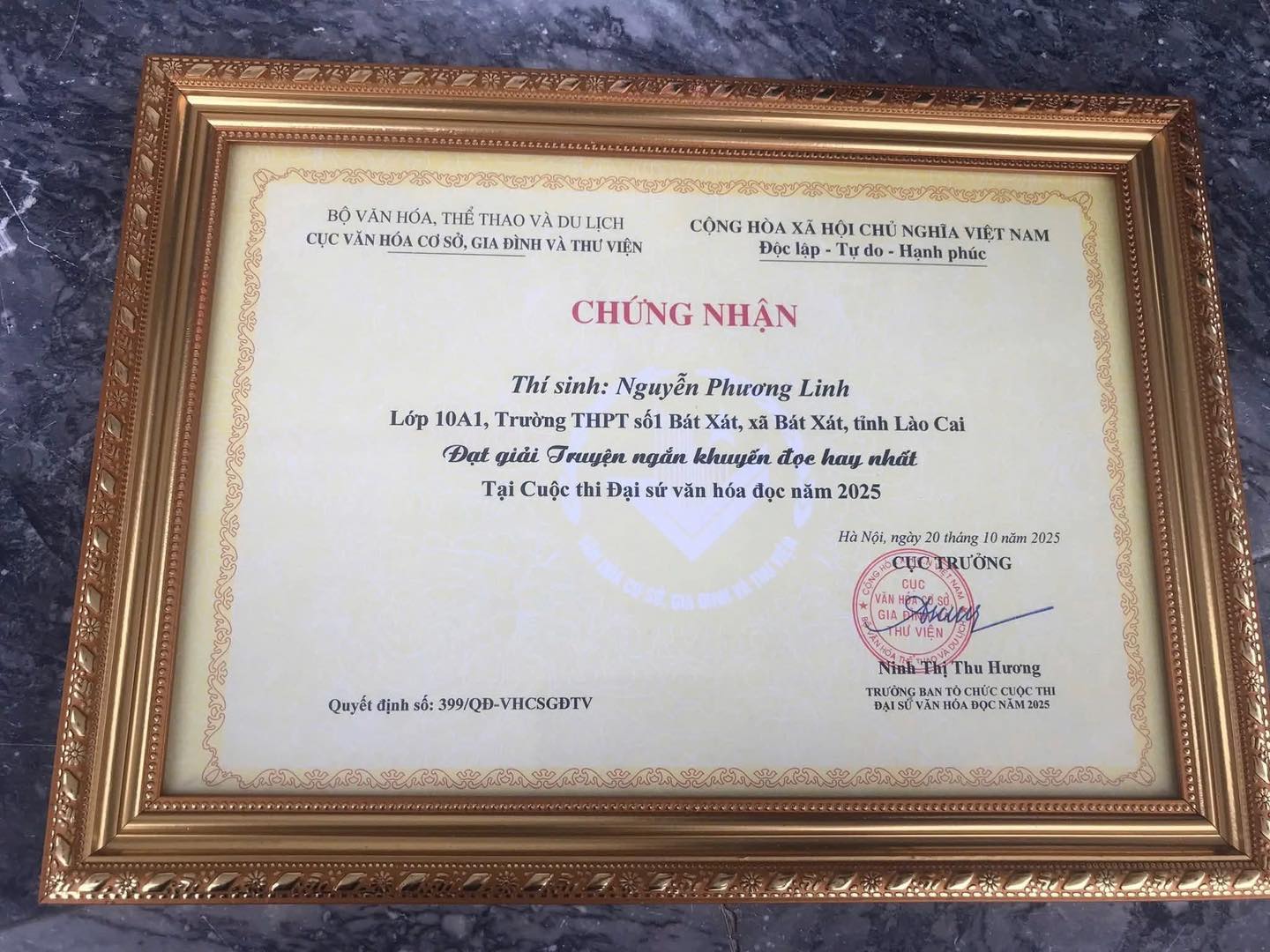 Nguyễn Phương Linh – "Ngọn lửa giữa những trang sách" từ Trường THPT số 1 Bát Xát 4 571371739 1250370386895638 1173520787289047718 n