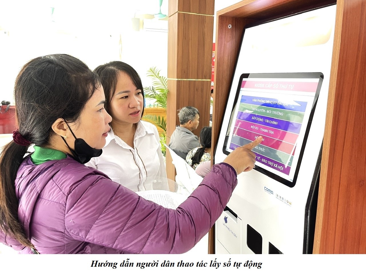 Bát Xát nâng cấp Trung tâm Phục vụ Hành chính công: Hiện đại hóa để phục vụ dân tốt hơn 2 571796393 754229861009157 7882063688197136681 n