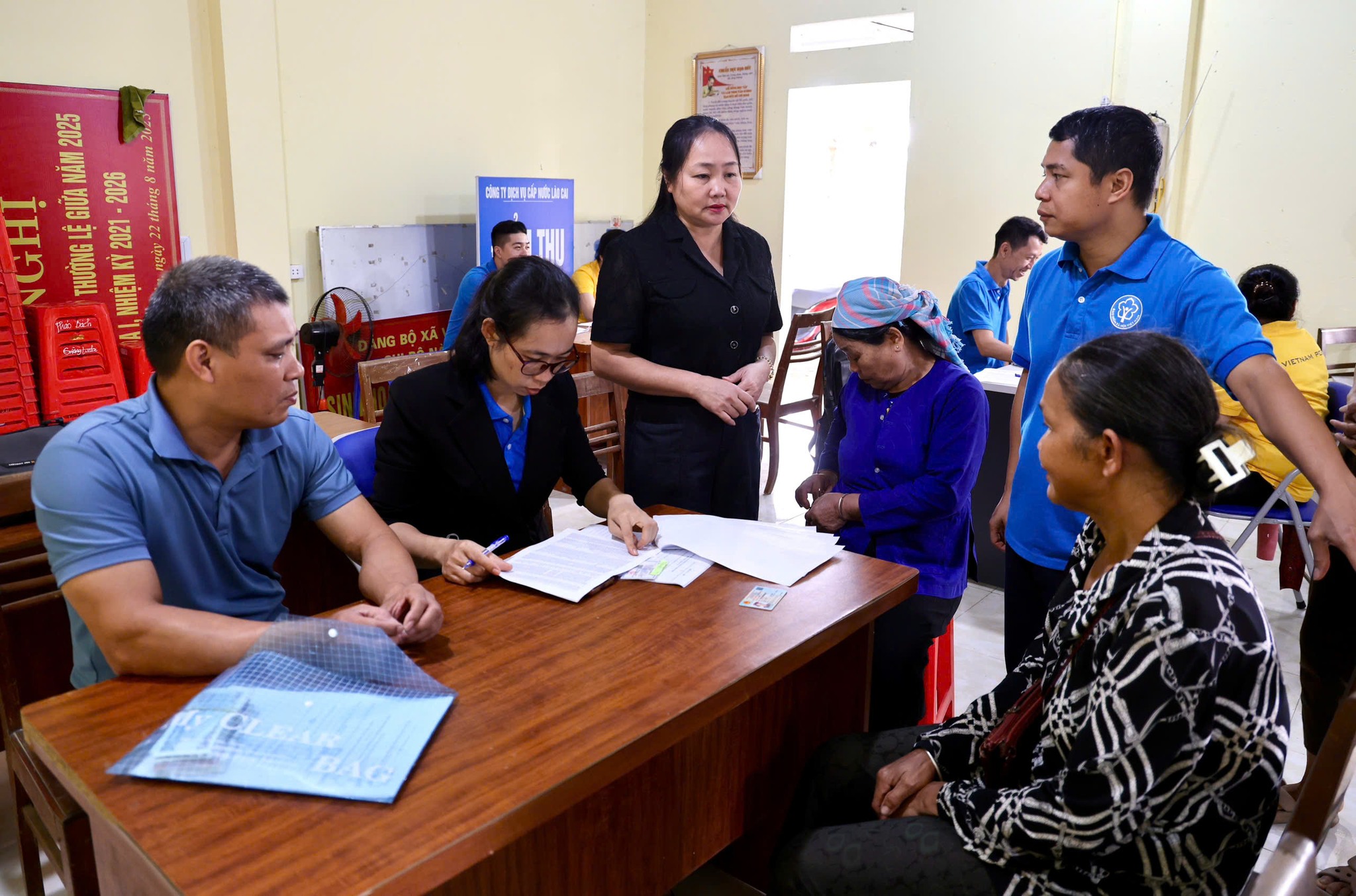 Văn Bàn ra quân vận động người dân tham gia BHXH, BHYT: Lan tỏa tinh thần an sinh vì cộng đồng 3 572827895 122265533762073758 5602254771247369442 n