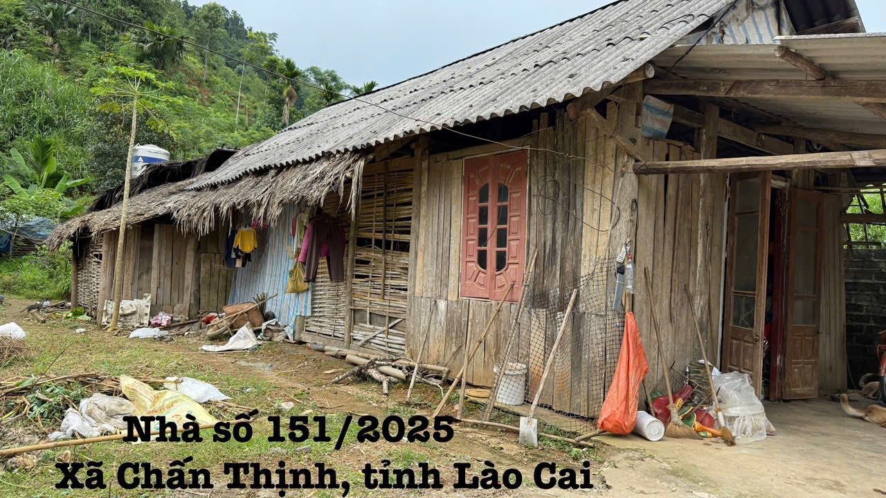 Kết nối yêu thương: Nhóm Kết nối trẻ và nhà tài trợ trao 50 triệu đồng giúp gia đình khó khăn xây dựng mái ấm 3 573056060 122139726368939830 6308418201427134832 n