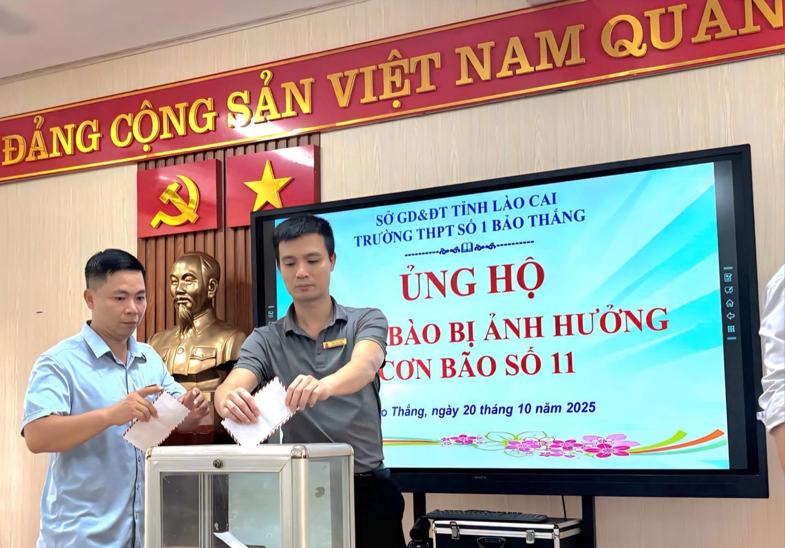 THPT số 1 Bảo Thắng quyên góp hơn 15 triệu đồng ủng hộ đồng bào vùng bão 4 DEFDD868 09A5 4277 BF2E 61721119ACBF