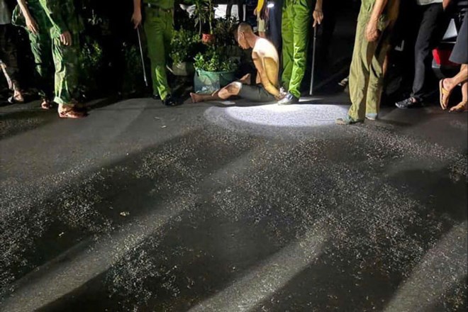 Lào Cai: Bệnh nhân tâm thần tấn công người thân, mẹ kế tử vong, em trai nguy kịch 1 Lc3