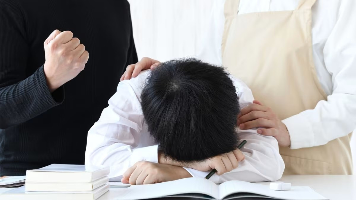 Một số chuyên gia bày tỏ hy vọng rằng, sức khỏe tâm thần của thanh thiếu niên sẽ trở thành ưu tiên quốc gia. han-quoc-bao-dong-do-ve-suc-khoe-tam-than-hoc-sinh-2.jpg