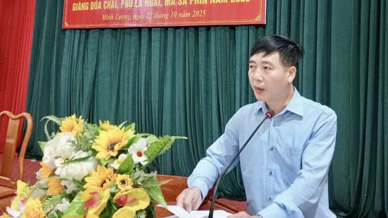 Xã Minh Lương đối thoại trực tiếp với Nhân dân, tháo gỡ khó khăn từ thực tiễn cuộc sống 5 dc dang xuan phuong phat bieu khai mac