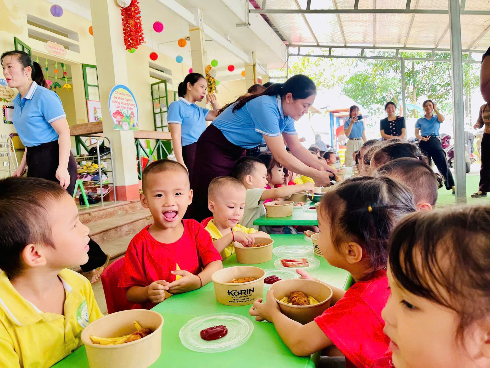 Trung thu yêu thương thắp sáng ước mơ cho trẻ em vùng cao Bát Xát 4 z7076917437509 d5e5045511378f3680b6a0d20c1f7273