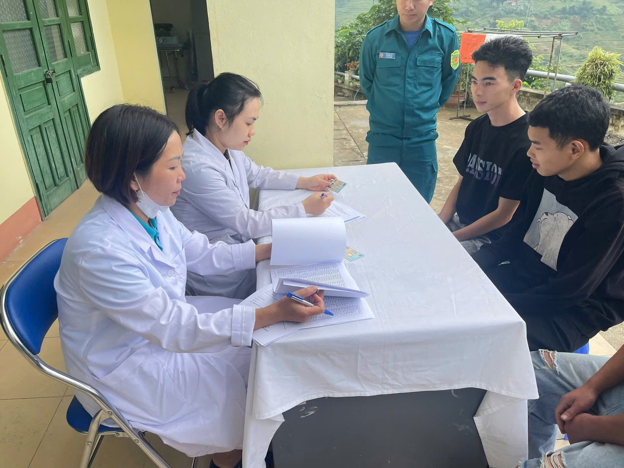 Xã Tả Phìn tổ chức khám tuyển nghĩa vụ quân sự năm 2026 nghiêm túc, công khai, minh bạch 1 z7146208567368 9e4858330c3e1faa2f698211921e931e