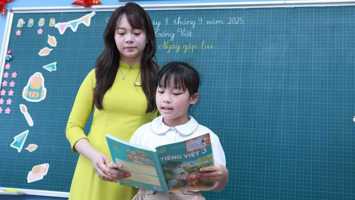 3fc08a3864334a81973a42ccc28449cf toa sang gia tri nghe giao 2.jpg