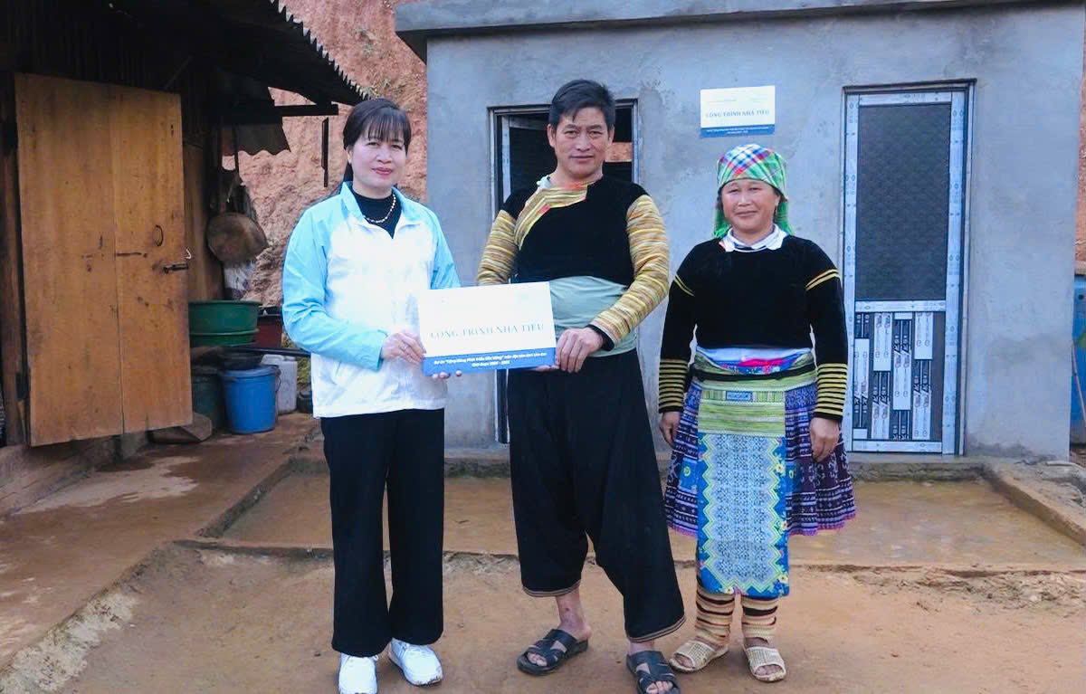 Lan tỏa hạnh phúc từ những công trình vệ sinh vùng cao 4 574544546 1155370446575420 57161628731324514 n