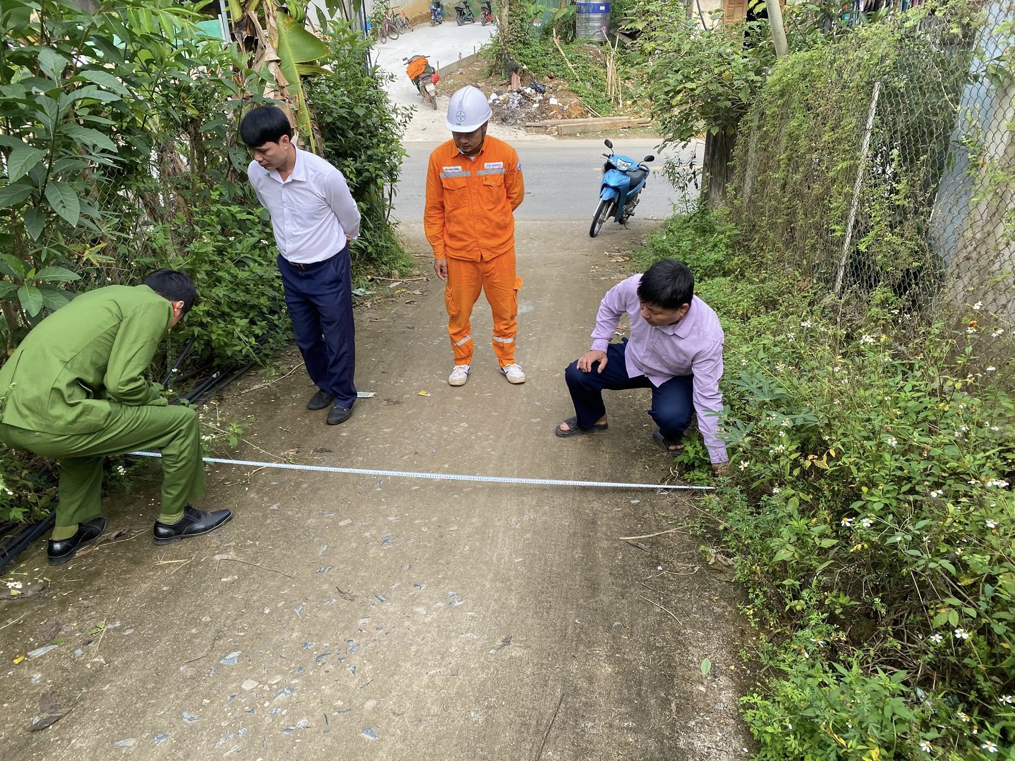 Gia Hội tổng điều tra công tác phòng cháy chữa cháy: Chung tay xây dựng khu dân cư an toàn 4 576629949 1135857672040370 6961376091714336214 n