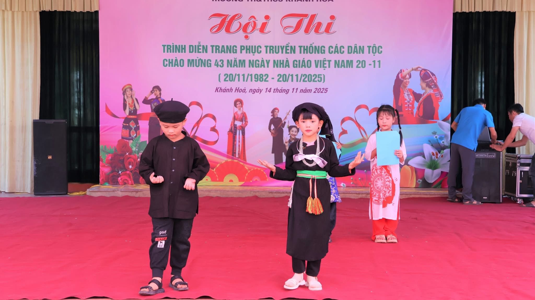 Trường TH&THCS Khánh Hoà rực rỡ sắc màu văn hoá trong chuỗi hoạt động chào mừng 20/11 6 580904807 1194143206156039 8545561972726841044 n