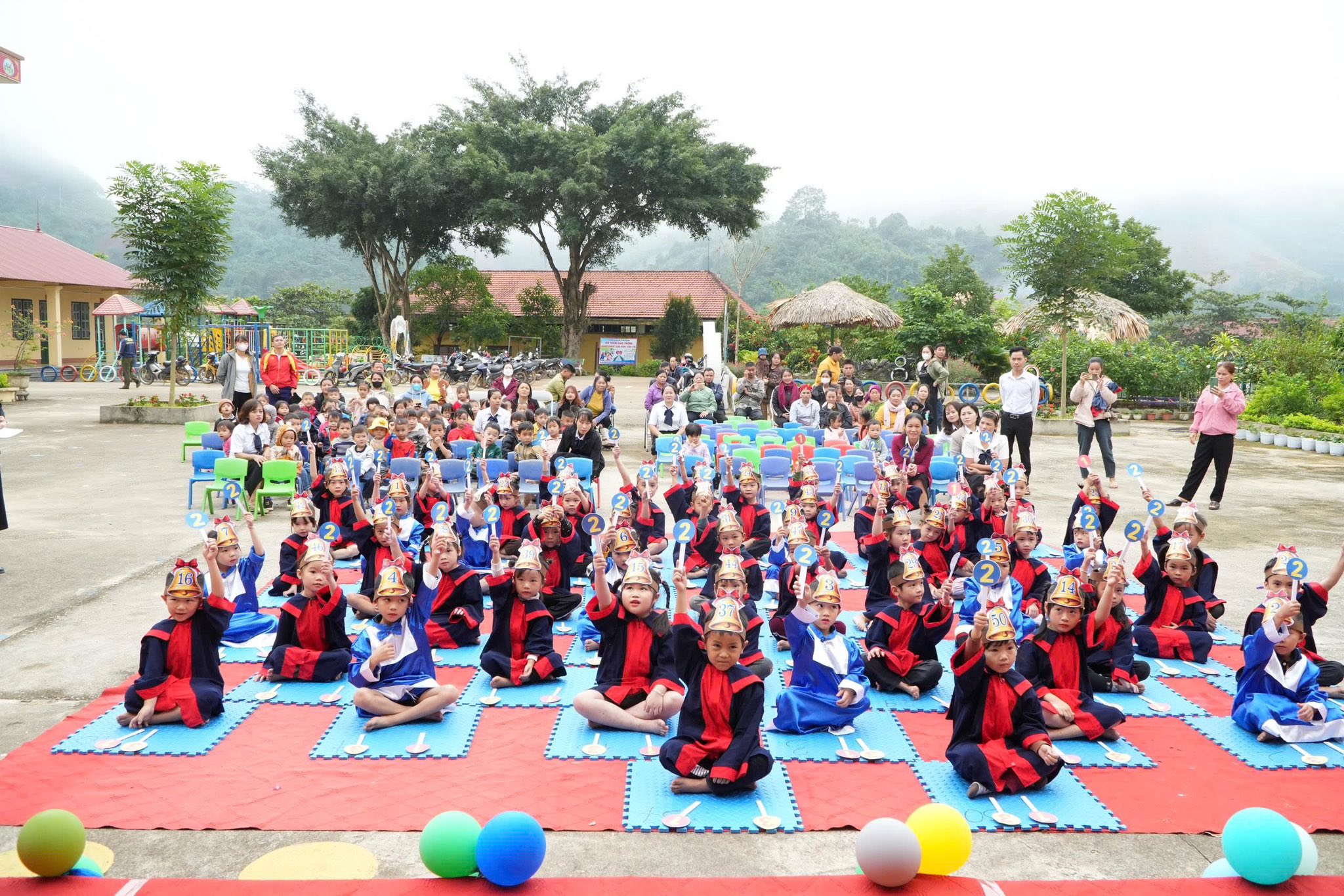 Rộn ràng “Rung chuông vàng” ở Trường MN Xuân Thượng: Ngày hội tri thức nuôi dưỡng ước mơ tuổi thơ 6 582567694 1408676641264691 2877071520267299817 n