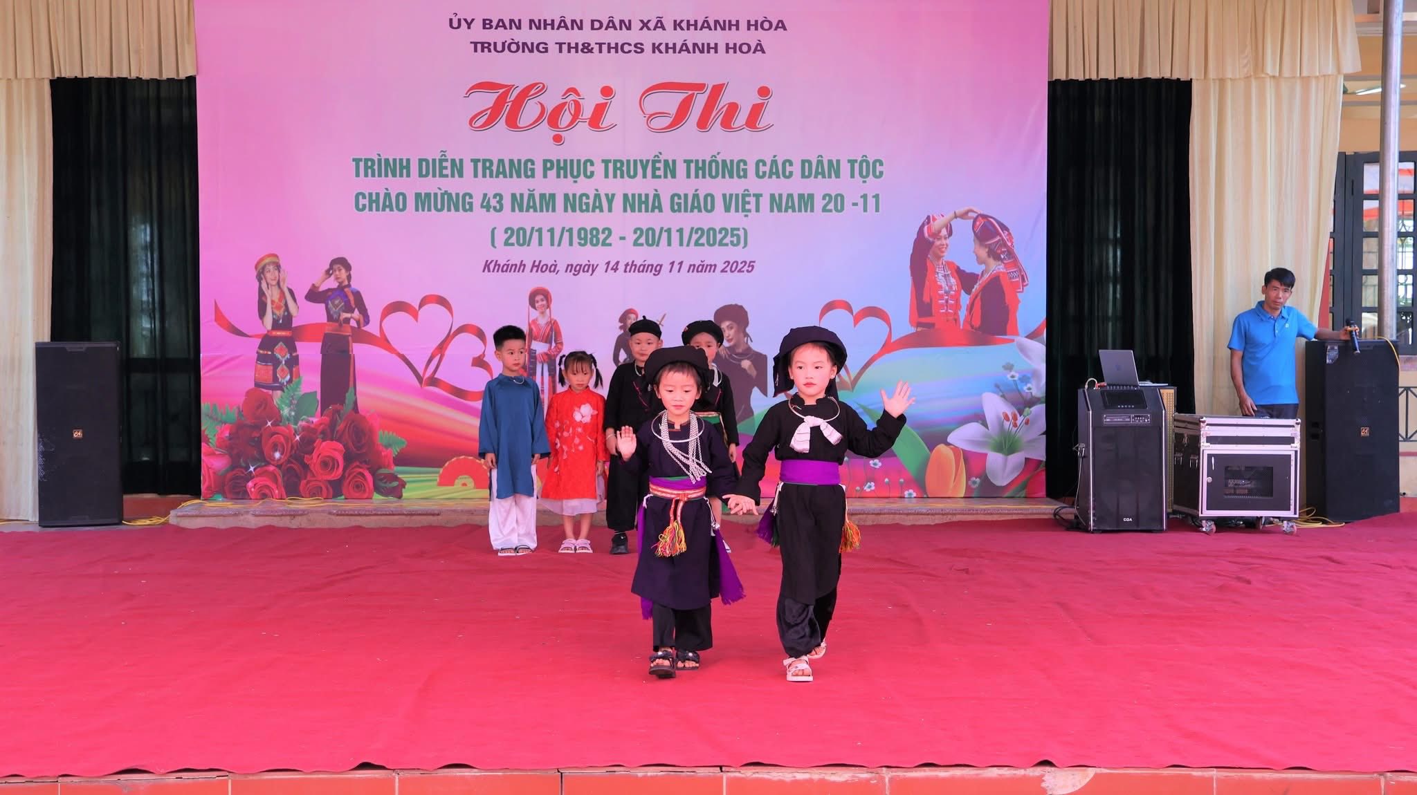 Trường TH&THCS Khánh Hoà rực rỡ sắc màu văn hoá trong chuỗi hoạt động chào mừng 20/11 4 582754728 1194143052822721 4832792127838470946 n