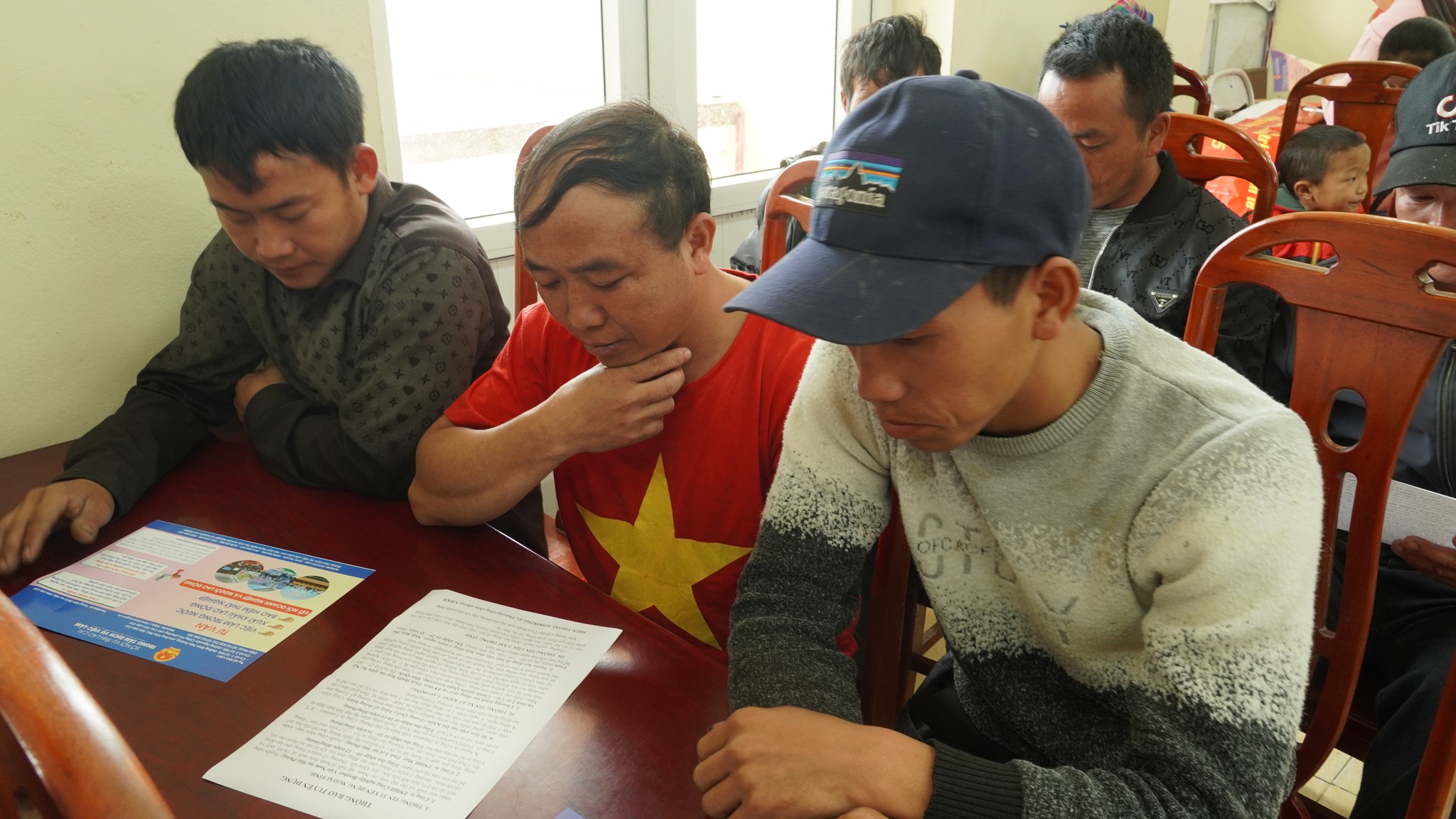 Tả Phìn đẩy mạnh tuyên truyền thị trường lao động: Mở rộng cơ hội việc làm, nâng bước người dân thoát nghèo bền vững 3 583319787 1375253917944003 3684658435126113034 n