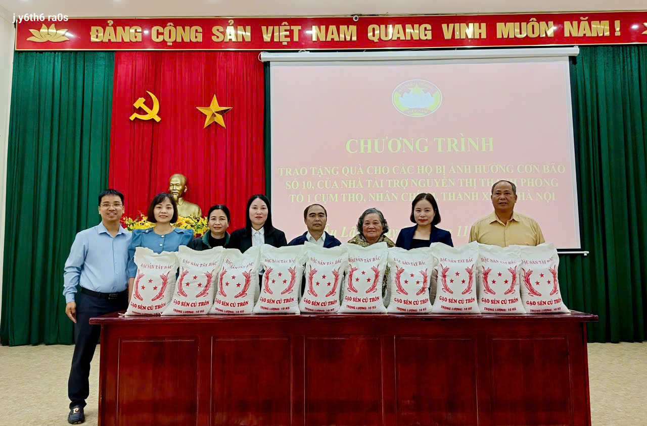 Một tấm lòng, trăm niềm vui: Quà nghĩa tình gửi đến người dân Âu Lâu 6 585299211 122144147936920501 3321964792826108624 n