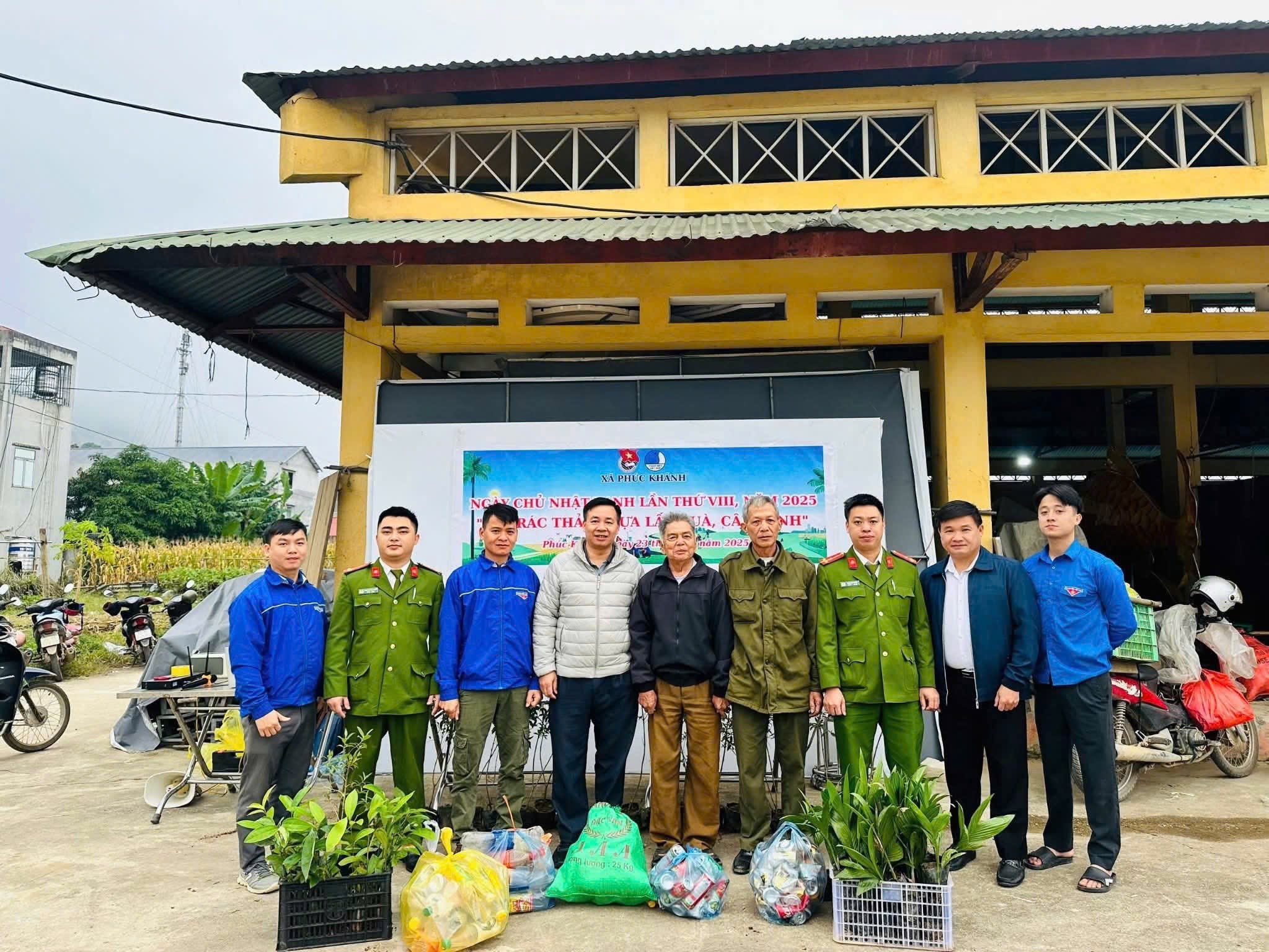 Tuổi trẻ Công an tỉnh Lào Cai ra quân “Ngày Chủ nhật xanh”: Lan tỏa lối sống xanh, dựng xây môi trường bền vững 1 586750295 1165144675809746 4546764664999927508 n