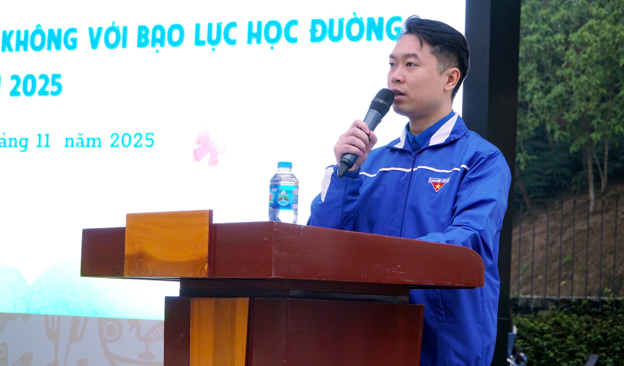 Tỉnh đoàn Lào Cai tổ chức Chiến dịch truyền thông “Xây dựng tình bạn đẹp – nói không với bạo lực học đường” cấp tỉnh năm 2025 1 587295949 1156811913309677 5414155042163177794 n