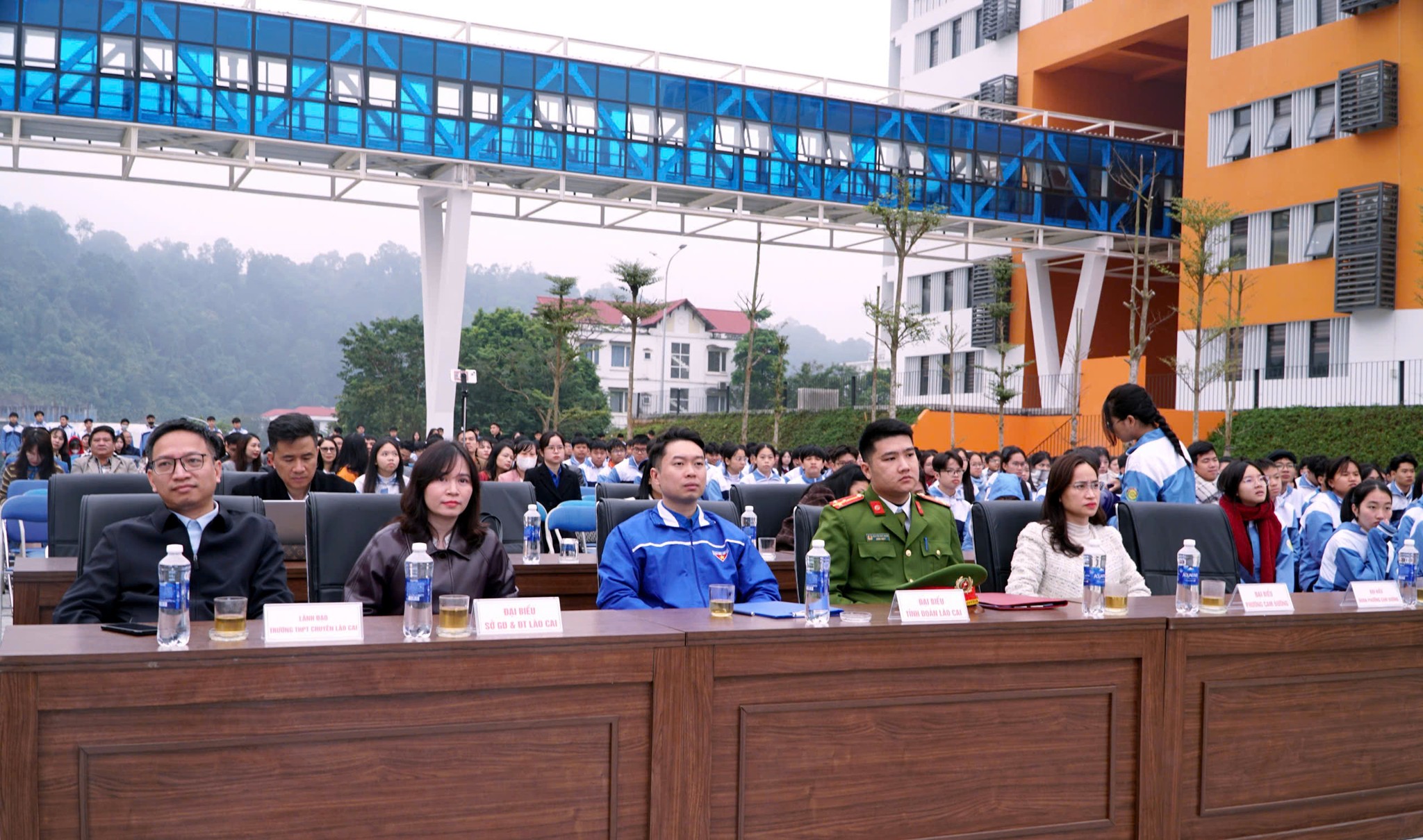 Tỉnh đoàn Lào Cai tổ chức Chiến dịch truyền thông “Xây dựng tình bạn đẹp – nói không với bạo lực học đường” cấp tỉnh năm 2025 2 588420209 1156811909976344 8237237995842132202 n