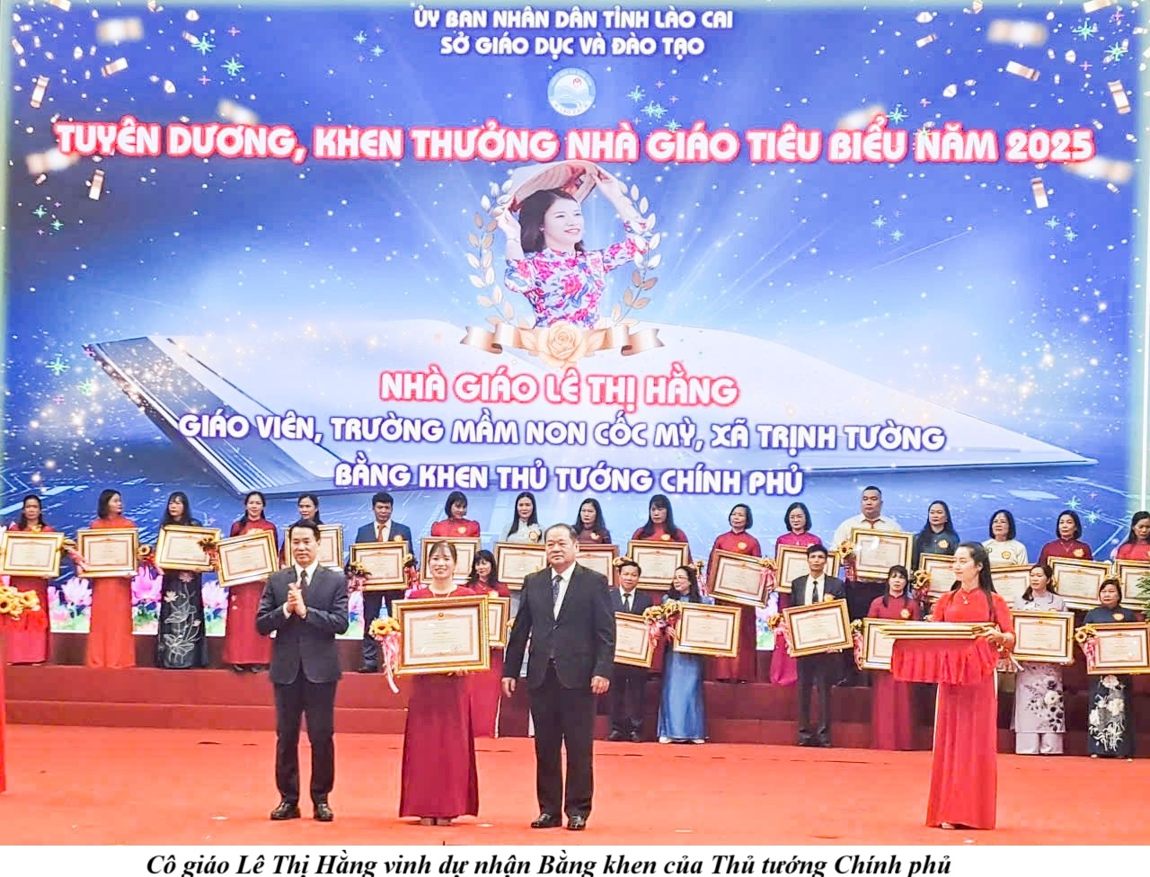 Cô giáo vùng cao Trịnh Tường nhận Bằng khen của Thủ tướng: Hành trình 20 năm gieo chữ giữa đại ngàn 1 592101101 779169941848482 7840472593794950494 n