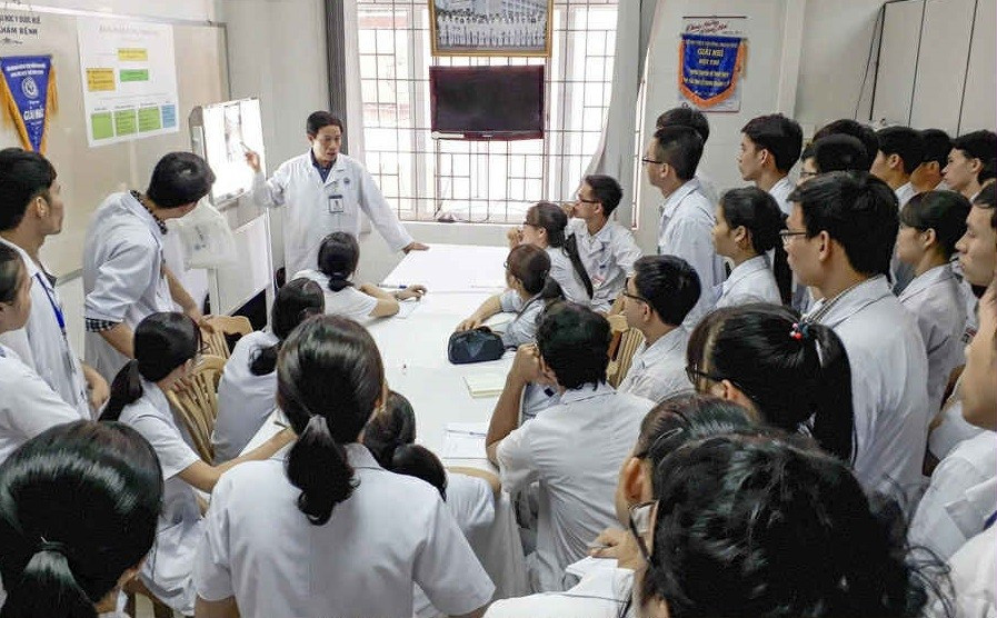 Trường Đại học Y Dược, Đại học Huế được xây dựng xứng tầm là trung tâm đào tạo nguồn nhân lực y tế chất lượng cao, có thương hiệu quốc tế. Ảnh: NTCC nhieu-chinh-sach-dot-pha3.jpg